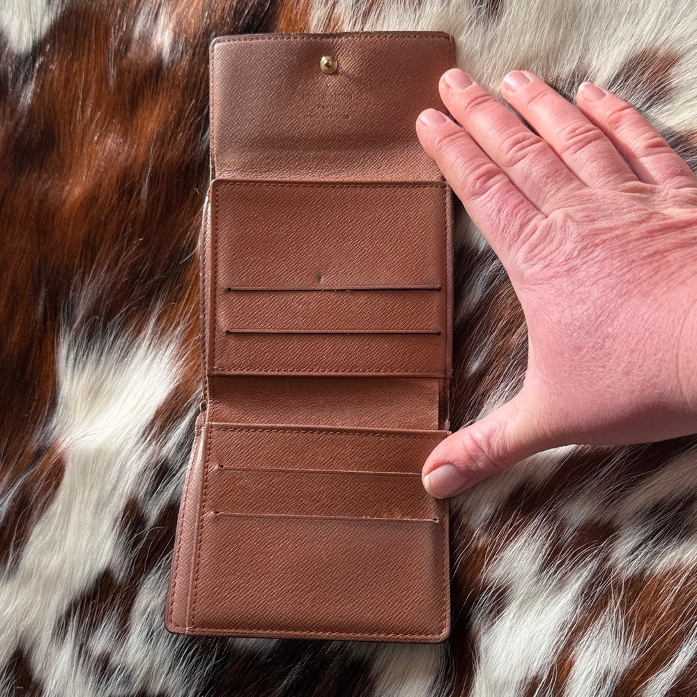 Louis Vuitton small Wallet - Picture 4 of 13